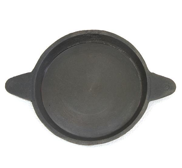 http://www.tredyfoods.com/cdn/shop/products/Cast-Iron-Dosa-Tawa-Edges-Raised.jpg?v=1637959966