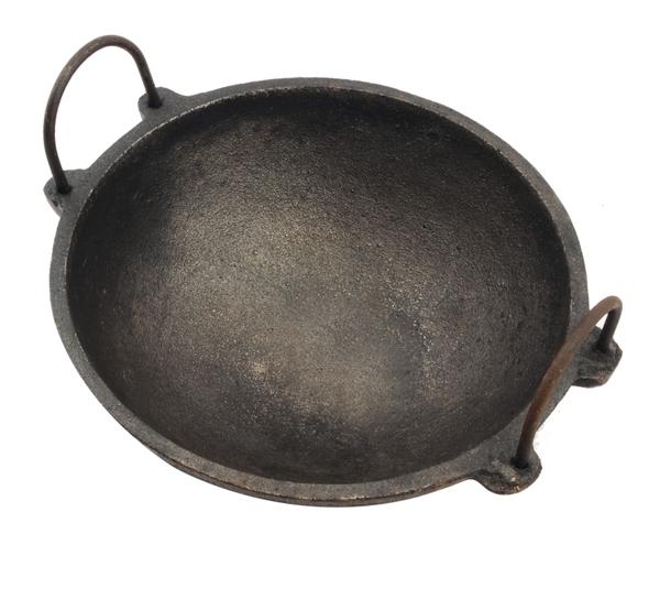 Traditional Cast Iron Kadai for Cooking (8 to 12 Inches) – Santhi