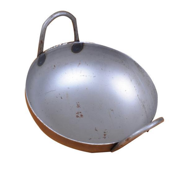 http://www.tredyfoods.com/cdn/shop/products/Iron-Kadai-Small-Weightless-1-Litre.jpg?v=1637361552