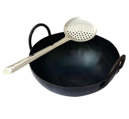 https://www.tredyfoods.com/cdn/shop/products/Iron-Kadai-25-to-35-Litre-with-Skimmer_450x450.jpg?v=1637366878